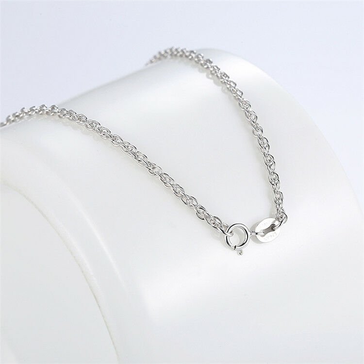 Silver Necklace Classic Twisted Chain Pendant Necklace with Lobster Clasp For Sale - sursenso Necklaces