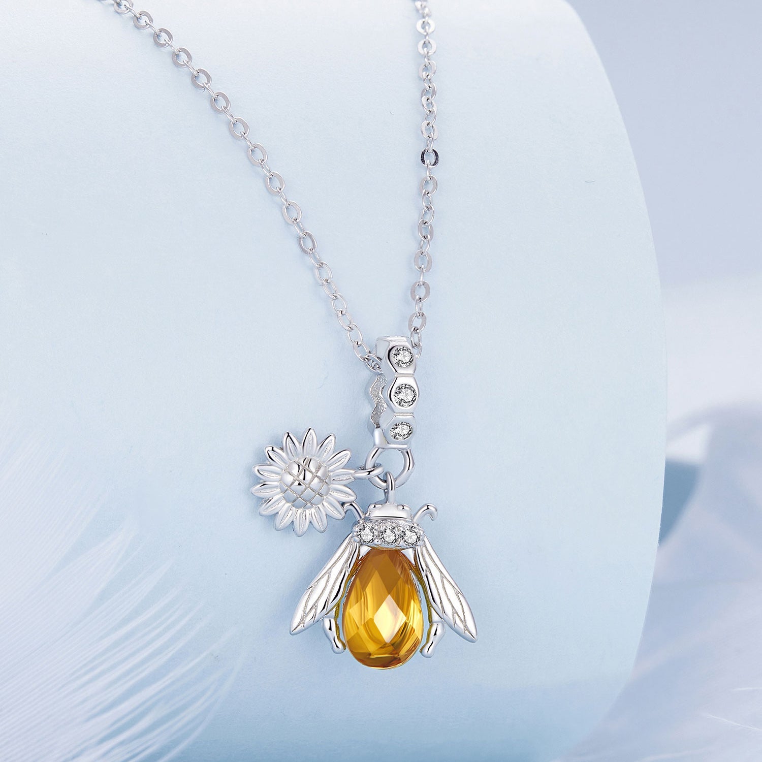 Silver Necklace Honeybee Daisy CZ Pendant with Lobster Clasp For Sale - sursenso Necklaces