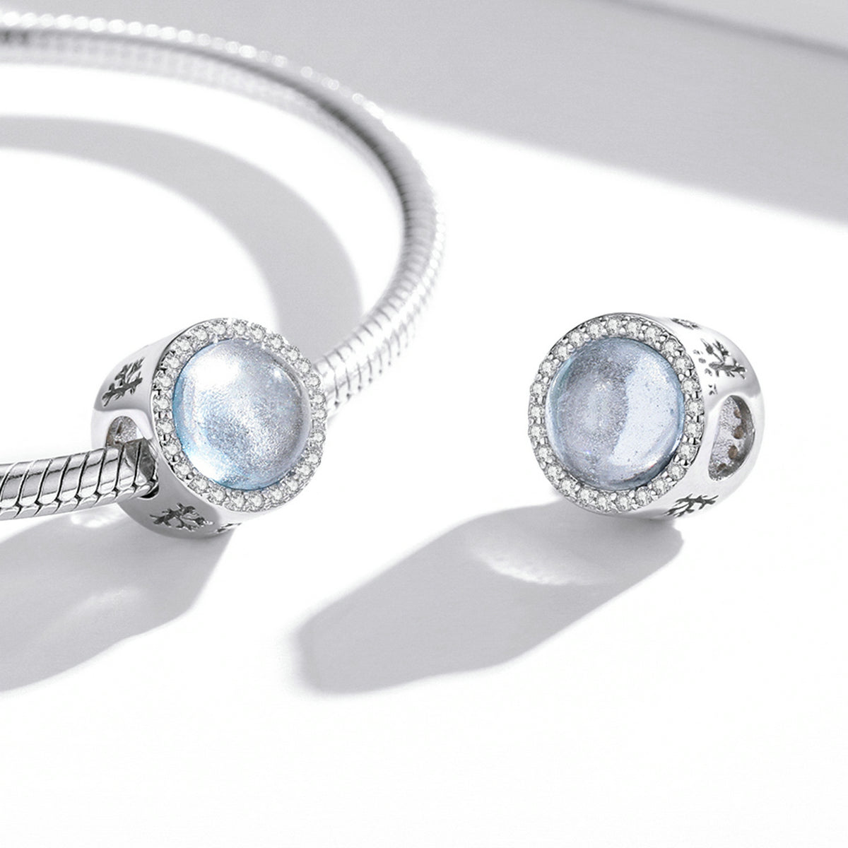 Silver Charm Christmas Eve Snow Murano Glaze CZ Charm For Sale - sursenso Charm