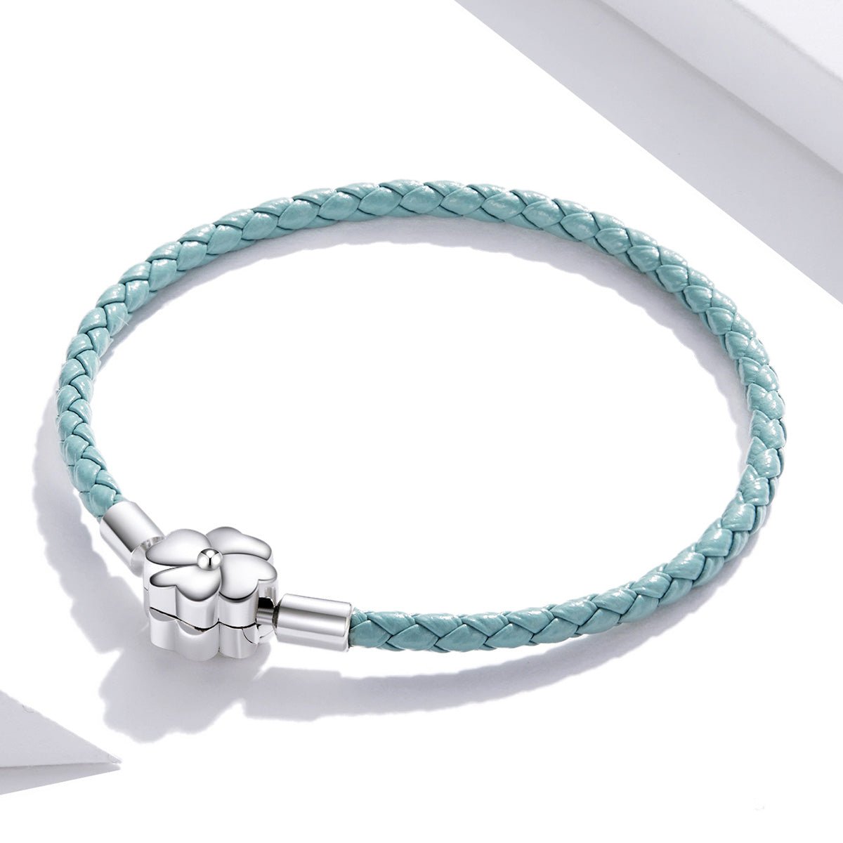 Silver Bracelet Green Gradient Four Leaf Clover Leather Woven Bracelet Clasp Bangle For Sale - sursenso Bracelet
