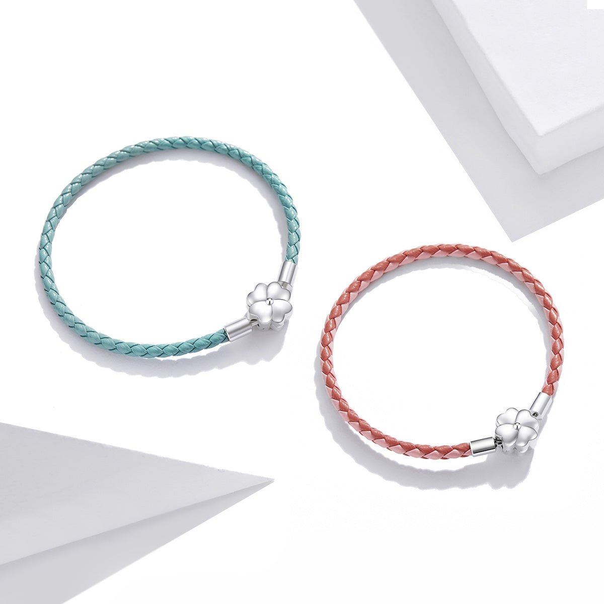 Silver Bracelet Red Gradient Four Leaf Clover Leather Woven Bracelet Clasp Bangle For Sale - sursenso Bracelet