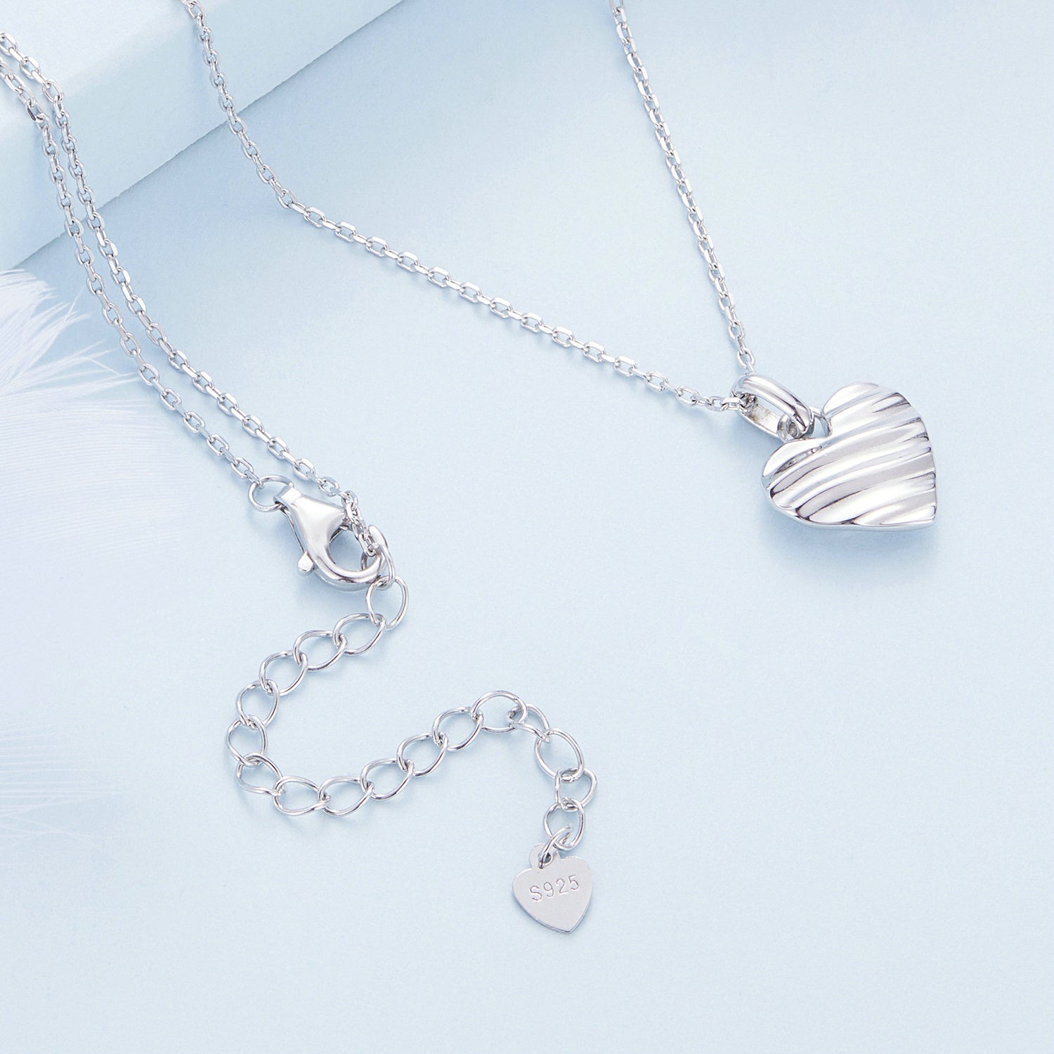 Silver Necklace Shimmering Heart CZ Heart with Lobster Clasp For Sale - sursenso Necklaces